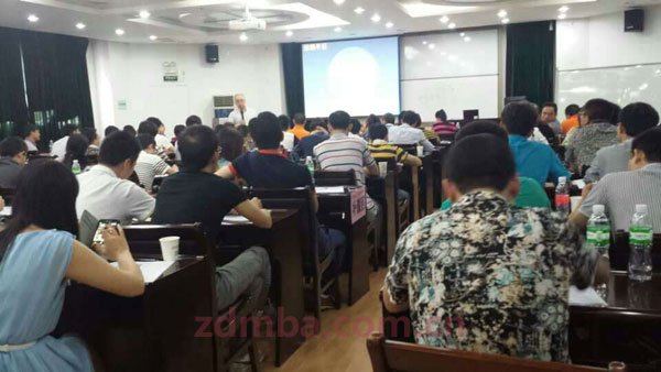 中山大学总裁30班向同学《互联网年代的营销赢思维》心得