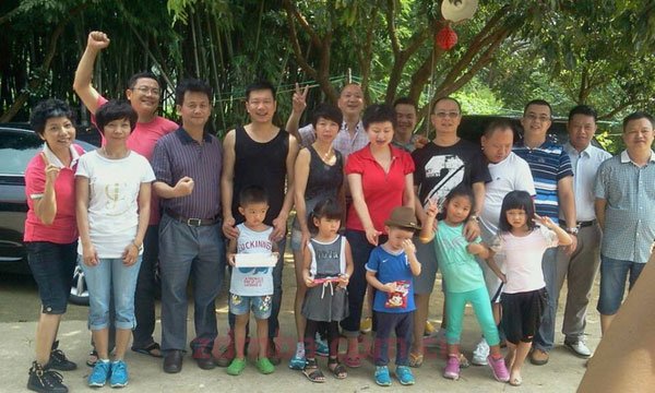 仲夏之旅，亲子休闲——中山大学时代华商教育中心营销13班增城农庄相聚活动报道。