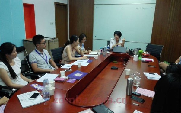 中山大学时代华商人力资源联盟走进星火教育活动——分享HRD成长历程，探讨HR管理实务。