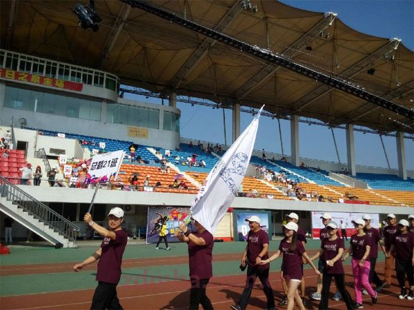 “他唯帝杯”中山大学高等继续教育学院（时代华商）工商管理高级研修班学员2014年运动会盛大开幕式报道 