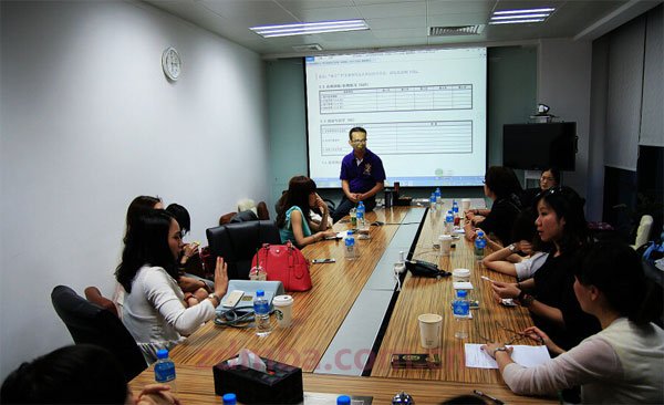中山大学时代华商营销总监19班中山明源软件企业走访报道。