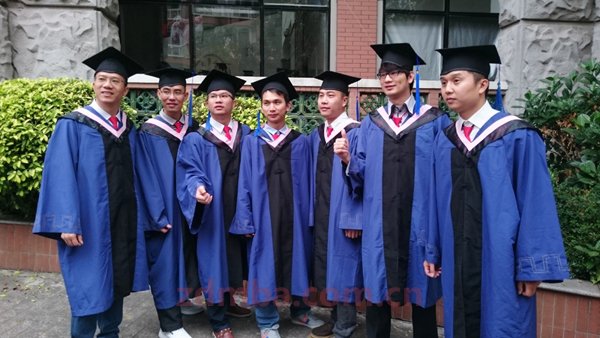 惜别今朝·情谊永存：记中山大学时代华商工商管理高级研修班联合结业典礼。