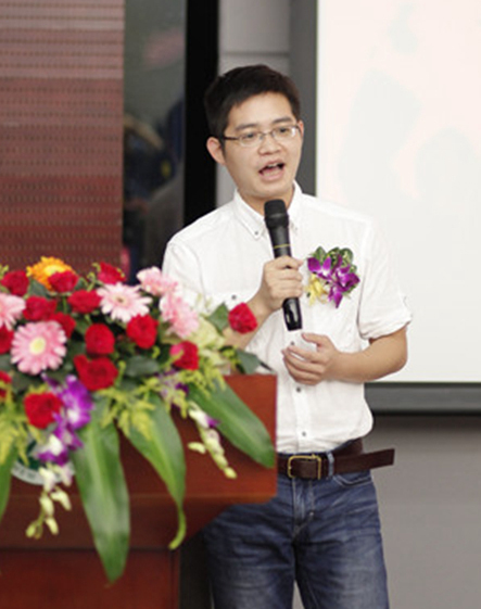 缘聚中大.共赢未来：记中山大学在职经理工商管理高级研修班15级60班开学典礼与拓展训练。