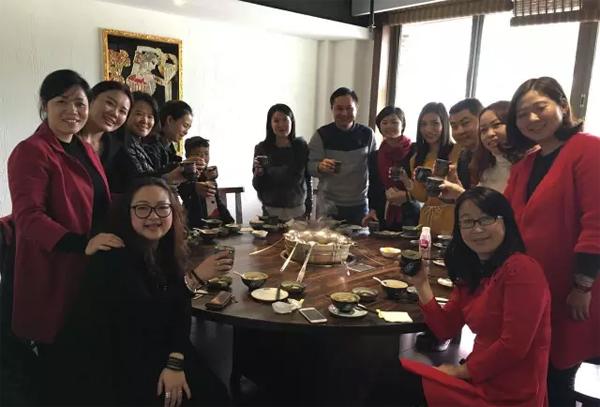 新春团拜笑盈盈 ·金猴闹春乐淘淘——热烈祝贺中山大学时代华商财务12班新春团拜活动圆满结束。