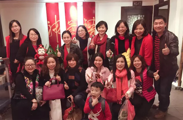 新春团拜笑盈盈 ·金猴闹春乐淘淘——热烈祝贺中山大学时代华商财务12班新春团拜活动圆满结束。