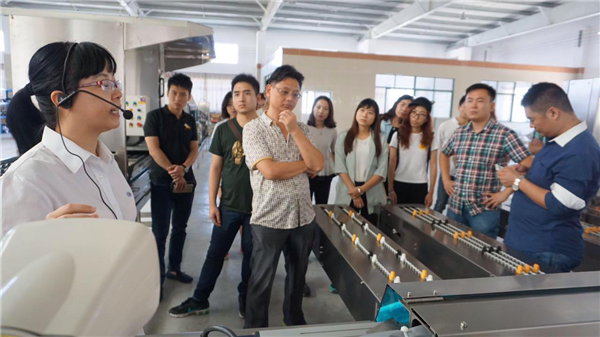 中山大学营销27班遇见更好的彼此——走进广兴集团走访企业学习活动。