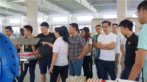 中山大学营销27班遇见更好的彼此——走进广兴集团走访企业学习活动。