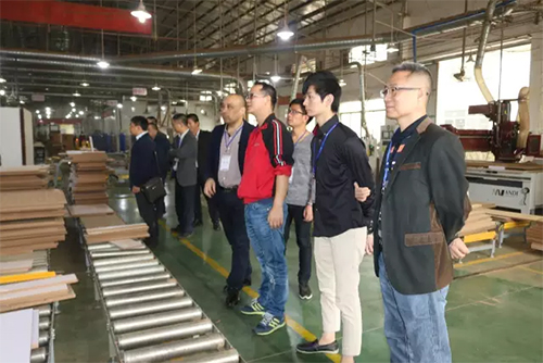 时代华商生产总监班移动课堂——走进广东劳卡家具学习"现场问题分析与解决"