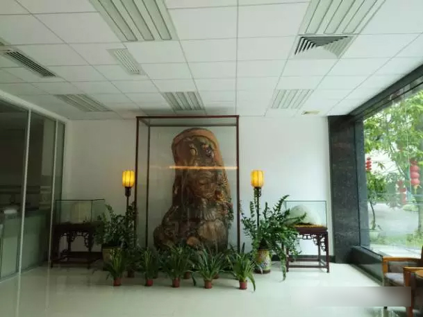 时代华商营销27班同学走访“广州龙程酒业”学习活动