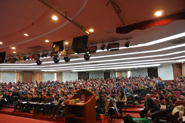 12月21日，中山大学企业家成功论坛张鹰授课《电商大趋势》