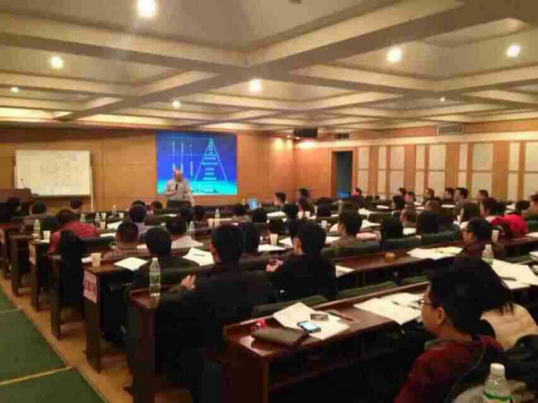 中山大学总裁总裁工商管理高级研修班班张利老师《营销赢思维》课程分享