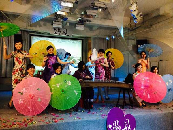 12月21日，国学班女子班联谊迎新晚会